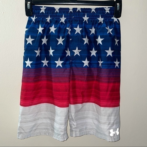 Under Armour Swim Trunks Stars Striped America Theme Flag Patriotic Lined Shorts - Picture 1 of 6